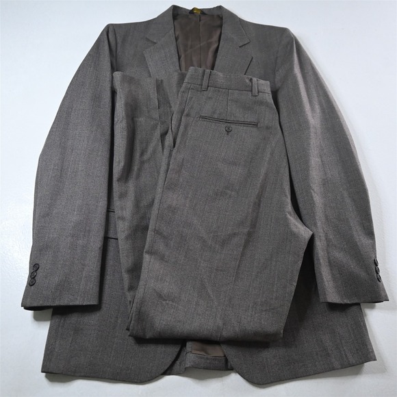 Vtg Mens 42L 32x34 Brown Nailshead Wool Mens Jacket Pants Suit